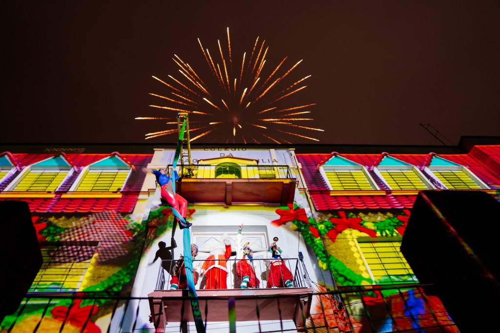 Atrações de Natal recebem milhares de visitantes e fomentam a economia
