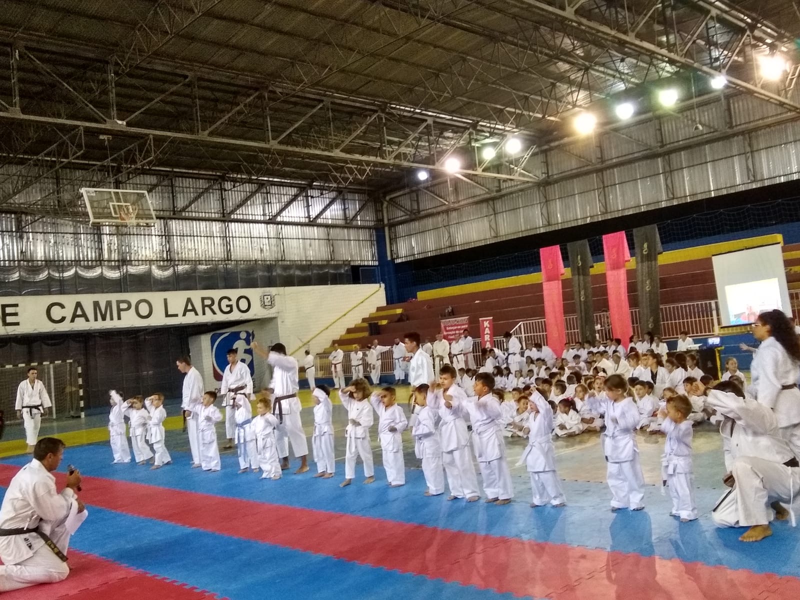 Retrospectiva 2019 – Projeto “Cocel – a energia do esporte” leva aulas de karatê ao CEU Melyane e à Escola Sete de Setembro