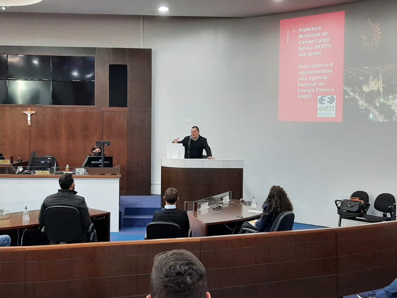 Cocel apresenta aos vereadores principais ações em andamento