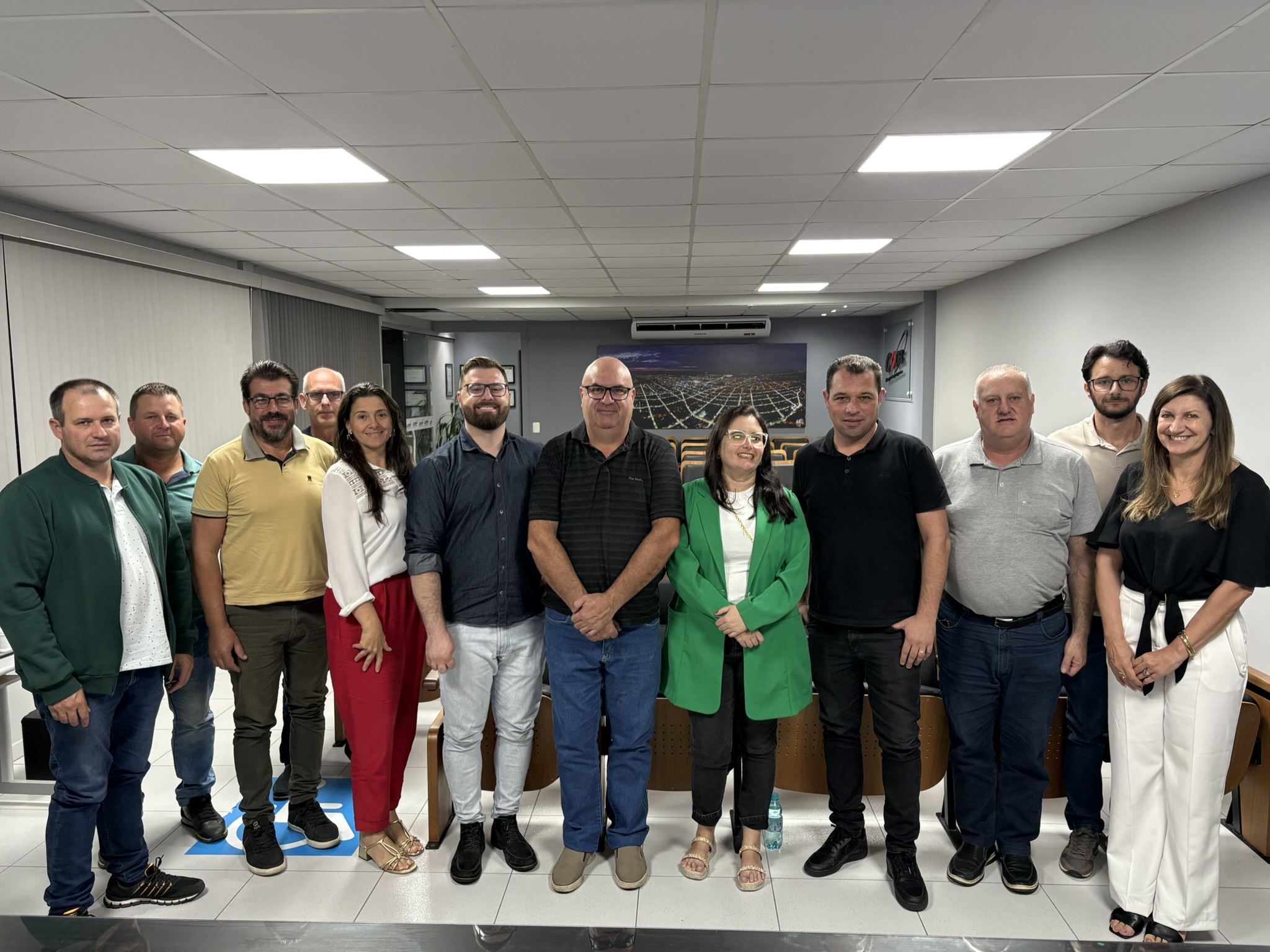 Cocel apresentou resultados e recebeu sugestões em Audiência Pública