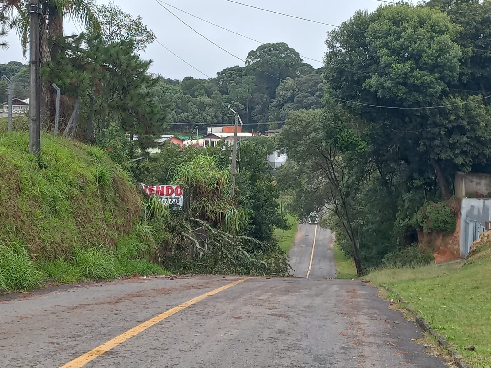 Interrupções no fornecimento de energia após temporal, em 21/05
