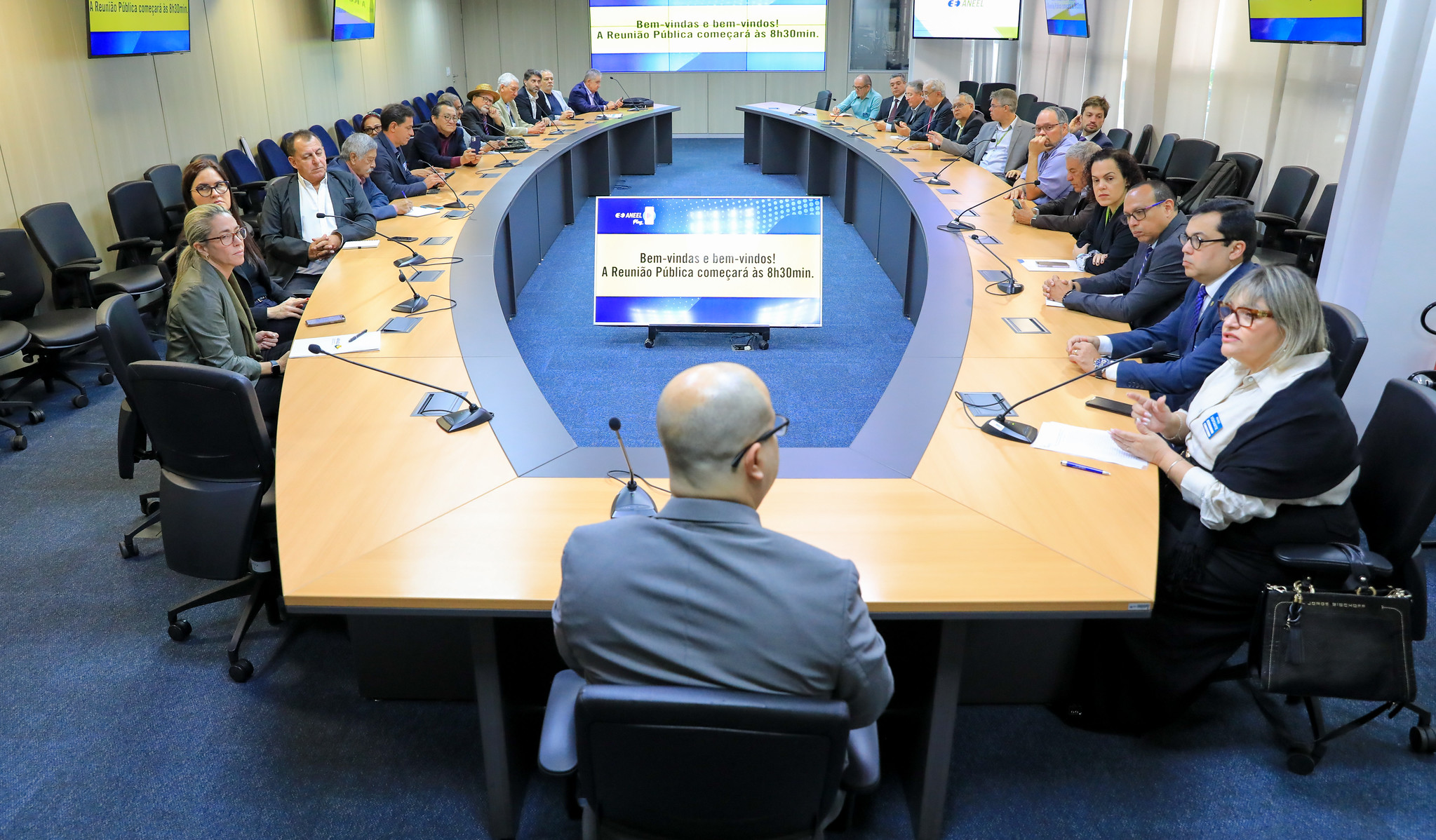 Conselheiro da Cocel participa de reuniões com TCU e ANEEL